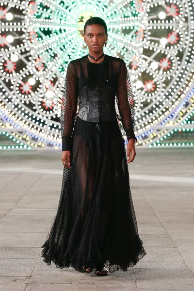 Look 72